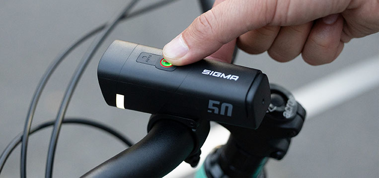 SIGMA - AURA 50 - switch on with a double-click and switch it off again with a long press