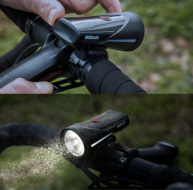 AURA 100 - Mounted on handlebars in the rain